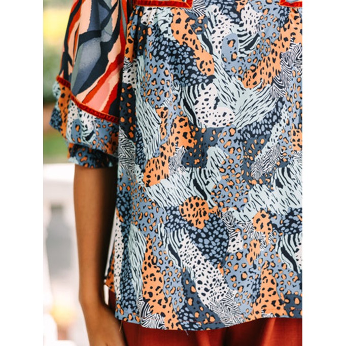 Blue mixed print quarter sleeve shirt