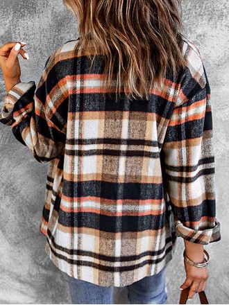 Geometric Plaid Print Pocketed Shacket