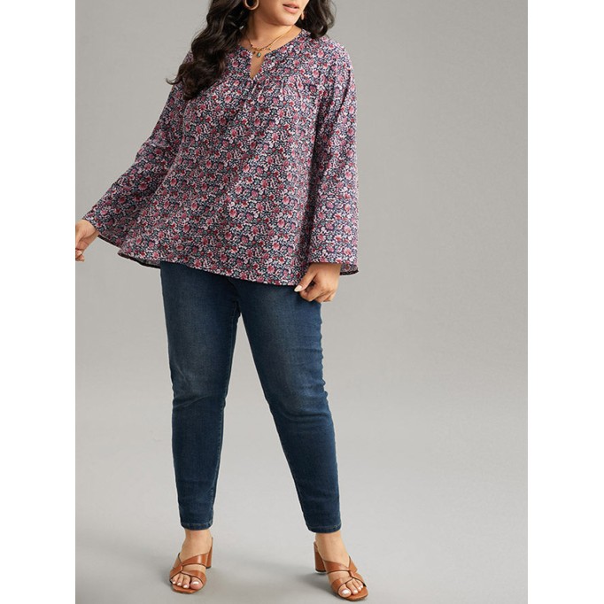 V-neck long sleeve floral shirt