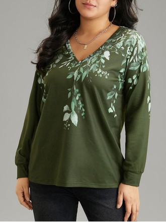 V-neck long sleeve position printed T-shirt